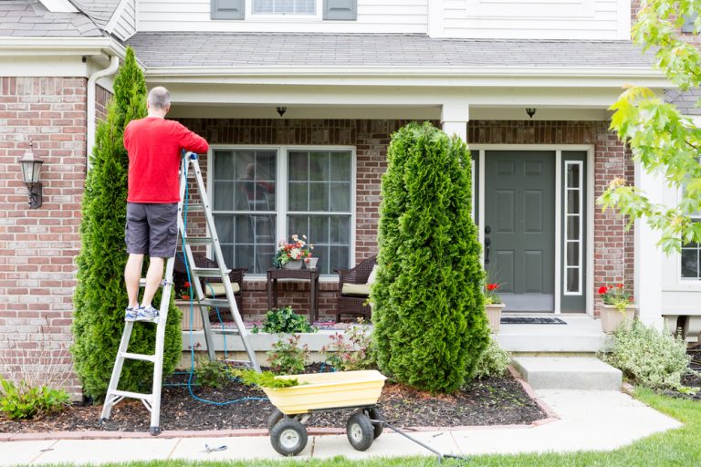 Spring Home Maintenance, cleaning gutter system