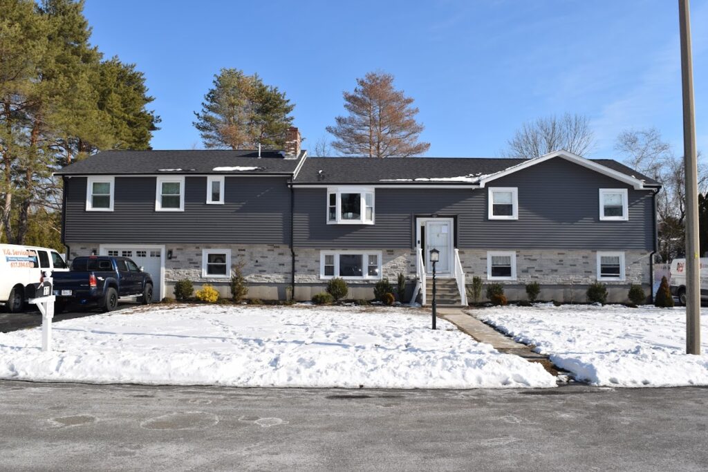 Grey Siding home in Burlington, MA